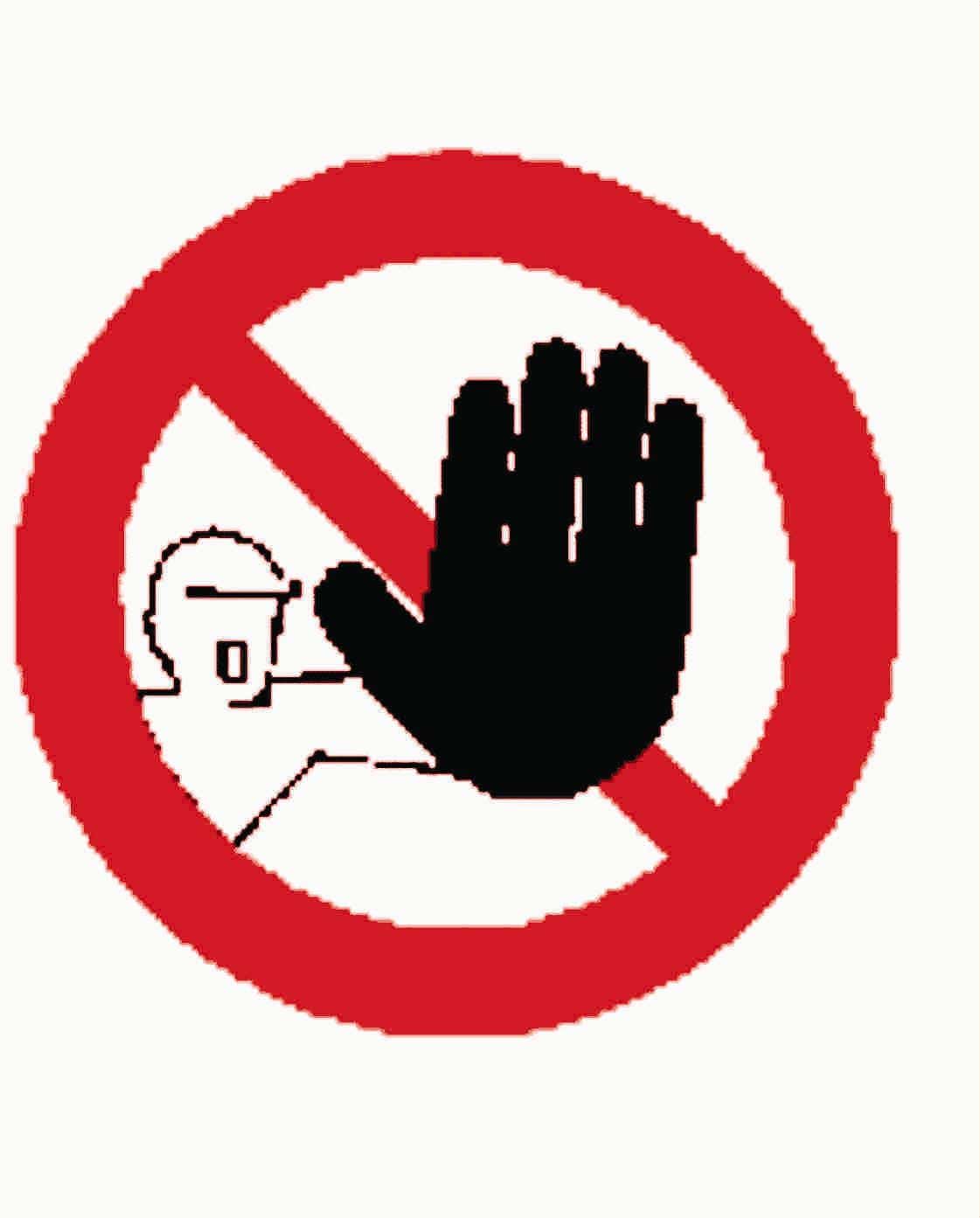cartello con uomo che indica STOP - fail2ban